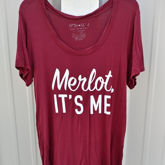 Merlot, IT'S ME T-shirt wine marron Play On Words Hello It's Me - Picture 3 of 5